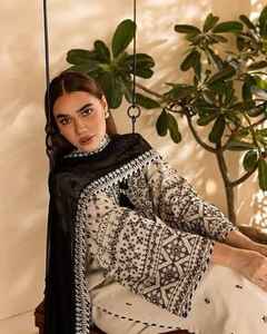 Kurta Kurti Clásica Blanca Vintage Ecológica con Cierre de Encaje y Botones, Vestidos Casuales de Uso Diario para Mujeres, Boutique Pakistaní - Product Image 3