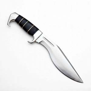 Outil utilitaire d'extérieur à lame fixe incurvée en acier au carbone forgé à la main avec manche empilé - Product Image 1