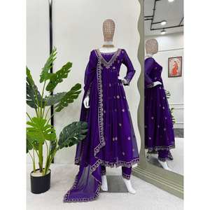 Thread and Sequence Work Top-Bottom y Dupatta Set para elegantes vestidos de fiesta de graduación - Product Image 3