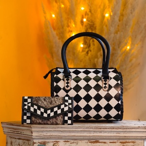 New Hand Tooled Black And White Diamond Checkered Pattern 100% Genuine Leather Material Mini Speedy Duffle Bag For Women's Carry - Product Image 5