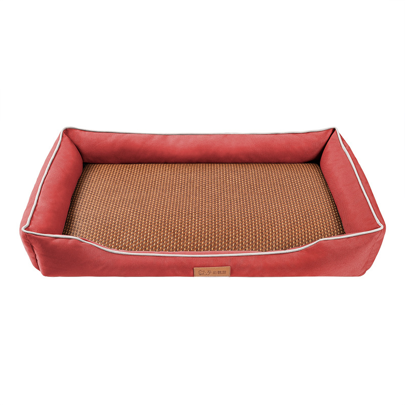 เสื่อไม้ไผ่สีแดง