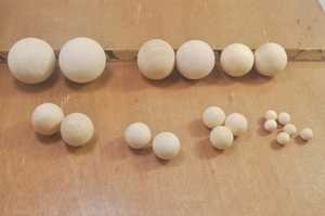 MN EXPORTS <b>Wooden</b> Round <b>Balls</b> 2pcs Plant Pattern Rustic Art Home Decoration - Product Image 4