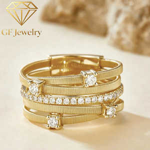 Bague large en or jaune 18 carats avec cinq rangées de diamants ronds cultivés en laboratoire, texture multi-bandes, bijou de cocktail de luxe, design personnalisé - Product Image 1