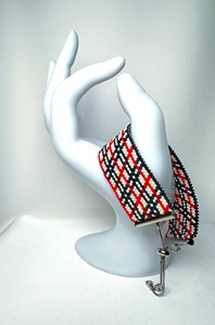 Pulsera de cuentas hecha a mano, rojo, negro, blanco, patrón geométrico, joyería de moda, diseño exquisito - Product Image 5