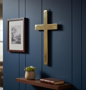 Croix murale en laiton, décoration traditionnelle, design intérieur, salon, art métallique durable - Product Image 3