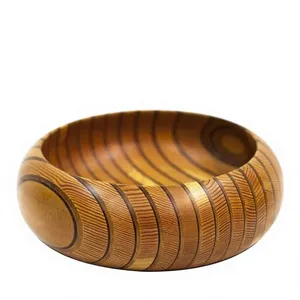 Bol de service gravé en bois d'acacia écologique fait main - Durable pour la maison, les restaurants et les fêtes - Product Image 6