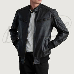 Chaqueta de Motociclista de Cuero Negro con Hombros Acolchados con Diamantes, Corte Ajustado, Cuello Alto, Cuero Genuino - Product Image 4