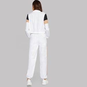 Conjunto de chándal OEM personalizado de mujer de algodón liso informal con media cremallera y color personalizado e impresión digital - Product Image 5