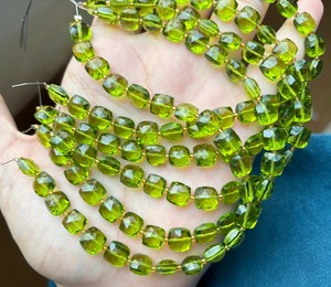 Perles de pierres précieuses en quartz vert péridot facetté en forme de coussin pour la fabrication de bijoux, colliers, bracelets, boucles d'oreilles, vente en gros - Product Image 5