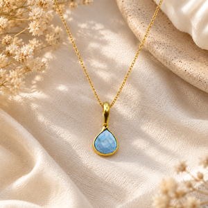 Collier avec pendentif en forme de cœur turquoise |   Collier artisanal plaqué or avec pierres précieuses |   Fabrication de bijoux à la mode - Product Image 1