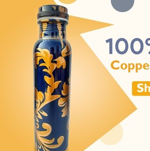 Botella de cobre de alta calidad con acabado premium que ofrece una sensación de lujo y una experiencia de hidratación refinada para los compradores. - Product Image 1