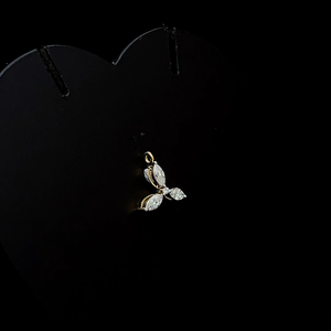 Luxury three petal marquise diamond floral pendant elegant minimalist fine jewelry <b>necklace</b> charm for women without <b>chain</b> - Product Image 2