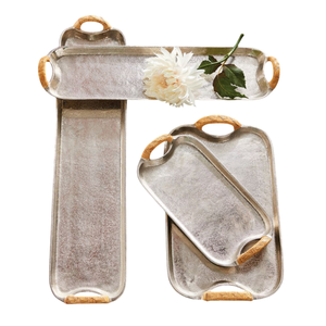 Plateau de service en métal poli avec motif floral, design rectangulaire, poignée, usage résidentiel, plateau de service de qualité supérieure - Product Image 6