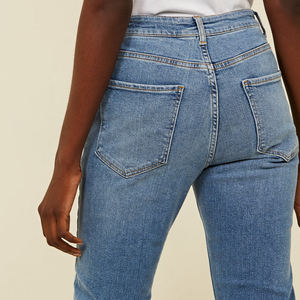 Jeans ajustados de cintura media, transpirables, ecológicos, rasgados, de mezclilla azul desgastada, de largo completo, talla grande, casuales, de pierna recta para mujer - Product Image 5
