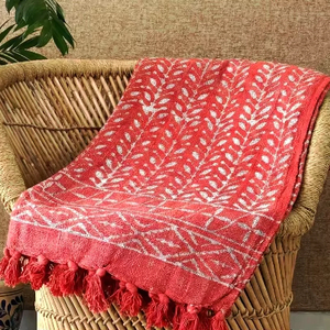 Manta de Sofá de Invierno 100% Algodón Hecha a Mano, Lujosa, Ecológica, con Estampado a Bloque, Tejida, Transpirable, Ligera y Decorativa - Product Image 1