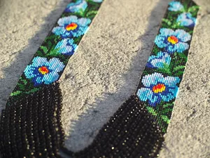 Collier tendance en perles de fleurs de mignonnonne bleues, Collier tissé à la main, Collier bohème, Bijoux ethniques, Collier de fleurs perlées - Product Image 5