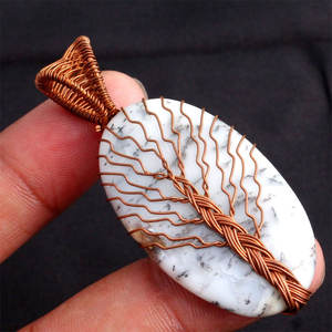 Pendentif Arbre de Vie en Howlite Blanche Fait Main, Enroulé de Fil de Cuivre, Pierre Naturelle Ovale, Bijou de Guérison - Product Image 1