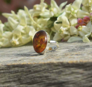 Elegante Anillo de Ámbar Báltico con Corte Ovalado, Joyería Fina para Mujer, Anillo de Promesa de Boda o Regalo de San Valentín - Product Image 2