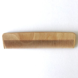 Peigne de massage du cuir chevelu ovale en bois écologique avec logo personnalisé, brosse à cheveux en bois de santal Gua Sha pour la croissance des cheveux, pour femmes et hommes, avec poils - Product Image 4