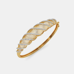 Brazalete de Oro con Diseño de Pluma Esculpida y Diamantes Redondos Cultivados en Laboratorio - Product Image 1