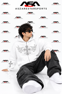 Sudadera con capucha y cremallera personalizada para hombre con detalle de diamantes de imitación con gráfico de cruz, estilo streetwear oversize - Product Image 5