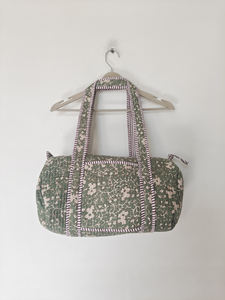 Sac de voyage unisexe en coton matelassé à imprimé floral vert, fermeture éclair, doubles poignées, léger, 20-35L, sac de sport pour le week-end - Product Image 3