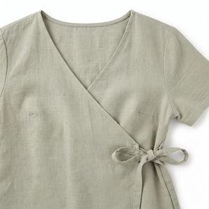 Blusa Casual de Verano para Mujer, Cuello en V, Cintura Ajustable con Lazo, Manga Corta, Satén 100% Poliéster, Corte Holgado, OEM ODM Venta al Por Mayor - Product Image 5