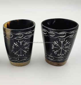 Personalizado exquisito Vintage oso bebiendo Koi taza hecha a mano cuerno Natural corto antiguo tallado estilo Animal negocio perfecto - Product Image 1