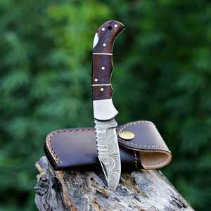 UA Supplies Couteau de poche à verrouillage arrière en acier Damas de qualité industrielle, pliant, pour l'extérieur, EDC, chasse, manche en bois, 6,5 pouces, vente en gros - Product Image 4