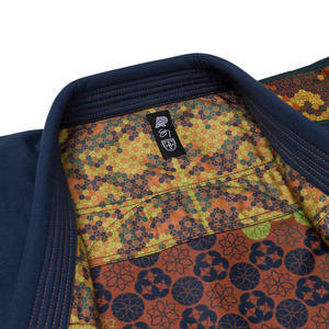 Uniforme de Jiu-jitsu Brasileño A&P x FITTED x SIG ZANE GI NAVY, Fabricación al por Mayor, Hecho a Medida, Kimono para Competencia y Entrenamiento - Product Image 5