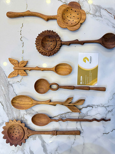 Cucharas de Madera de Sequoia Talladas con Diseño de Girasol, 16 cm, Utensilios de Madera Natural Marrón, Vajilla Artesanal con Vetas Únicas para Cafetería, Venta al por Mayor - Product Image 5