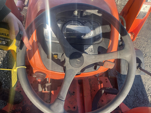 Tracteur MX5800 2016 – Équipement Premium Prêt à l'Exportation – Approvisionnement en Gros pour Travaux Intenses - Product Image 3