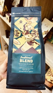 Café Vietnamita Tradicional, Mezcla de Robusta y Arábica 70%30%, Granos de Café Enteros, Personalizable OEM/ODM, Empacado en Bolsa de 1 kg - Product Image 2