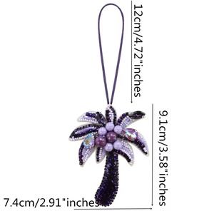 พวงกุญแจงานแฮนด์เมดสไตล์วินเทจประดับเพชรหลากสี ตัวอักษรภาษาอังกฤษแบบเรียงต่อกัน  สายคล้องข้อมือแบบมีจี้  สามารถปรับแต่งสีได้ตามต้องการ - Product Image 4