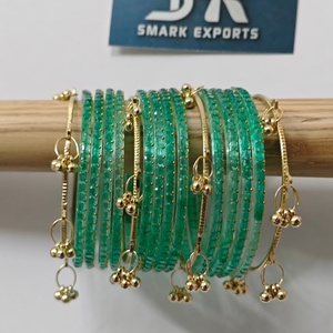 Ensemble de bracelets en verre kashmiri vert émeraude de qualité supérieure, breloques en or Ghungroo, bijoux ethniques indiens traditionnels faits à la main pour mariée, 16 pièces - Product Image 2