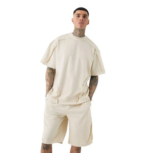 Ensemble d'été personnalisé pour homme – T-shirt oversize 100 % coton effet vieilli et short en cordon avec logo imprimé sur mesure - Product Image 1