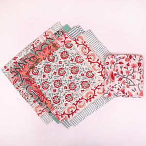 ผ้าพันคอผ้าฝ้ายพิมพ์ลายดอกไม้ด้วยมือ ระบายอากาศได้ดี เป็นมิตรกับสิ่งแวดล้อม ใช้ได้หลากหลาย สำหรับผู้ชาย ผู้หญิง และทุกคน - Product Image 4