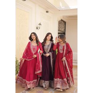 Vestido de Gala Hecho a Mano para Fiestas, con Lentejuelas Bordadas, Cintura Imperio, Aspecto Elegante y Acabado de Alta Calidad - Product Image 5