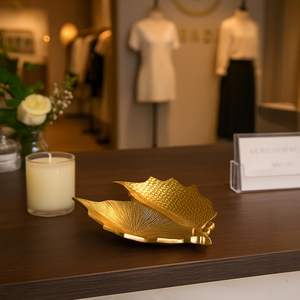 Bandeja Decorativa Dorada con Relieve, Bandeja de Aluminio Brillante de Diseño para Decoración de Mesa, Regalo Festivo para el Hogar, Diwali - Product Image 3