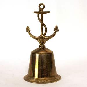 Cloche à main en laiton au design élégant, idéale pour les accessoires de Mandir, les rituels festifs, les cadeaux de pendaison de crémaillère et les célébrations culturelles - Product Image 6