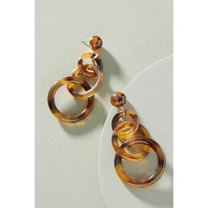 Pendientes de Resina Elegantes con Acabado Brillante, Diseño Moderno, Accesorios de Moda Duraderos y de Lujo, Diseñados por Artesanos Expertos, Moda de Cristal - Product Image 1