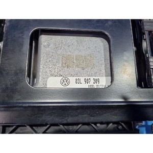 ECU และโมดูลคอมพิวเตอร์มือสองสำหรับรถ Passat รุ่น 03L907309 - Product Image 2