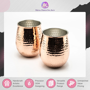 Ensemble de 2 verres en cuivre martelé faits à la main, qualité garantie à 100 %, pour servir cocktails et boissons, provenant d'un fournisseur d'origine indienne. - Product Image 3