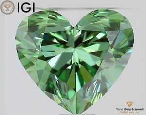 เพชร CVD ผลิตในห้องปฏิบัติการ ขนาด 1.01 กะรัต ได้รับการรับรองจาก IGI สีเขียวสดใส ระดับความสะอาด VVS2 รูปทรงหัวใจ เหมาะสำหรับเป็นเครื่องประดับหมั้น - Product Image 1