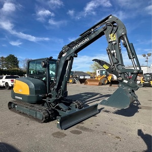 Mini-excavatrice Hyundai à prix avantageux pour des travaux de terrassement et de creusement productifs avec une performance pratique sur les petits chantiers - Product Image 2