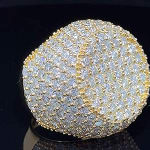 Anillo de cóctel de lujo para mujer, chapado en oro amarillo, con diamantes de talla brillante redonda y engaste pavé, joyería llamativa para fiestas. - Product Image 4