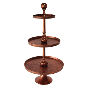 Support à gâteau en métal finition cuivre antique à trois niveaux, plateau de présentation de desserts multicouche, forme ronde, accessoire de décoration pour la maison, provenant d'Inde - Product Image 1