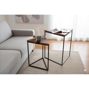 Table d'appoint géométrique moderne en bois avec incrustation en résine noire, meuble de salon intérieur, design durable - Product Image 2