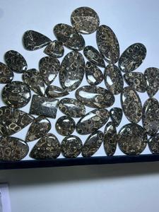 Cabujón de jaspe turtella natural pulido, mezcla de gemas de jaspe rhyolite en forma variada para la elaboración de joyas - Product Image 3