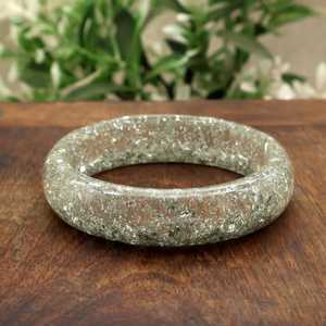 Bracelet en résine avec fleurs pressées |   Bracelet transparent épais |   Cadeau de bijoux botaniques |   Bracelets en résine avec fleurs séchées véritables - Product Image 4